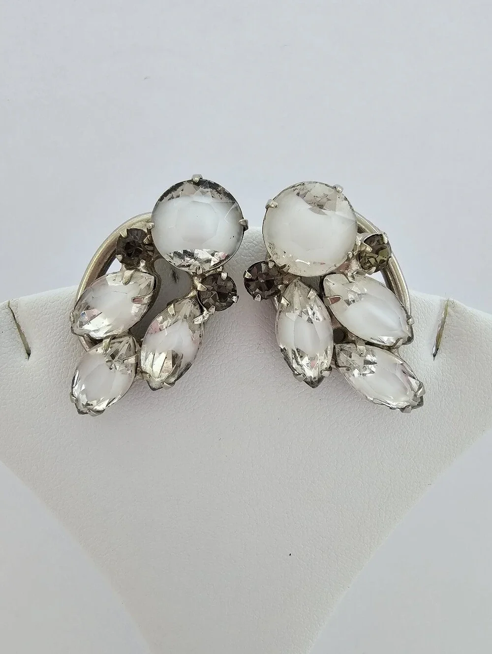 Vintage 1950s Frosted Glass Sugar Rhinestone Climber Clip-On Earrings